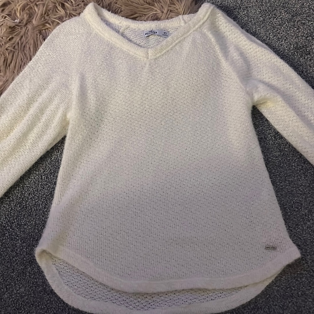 Hollister sweater